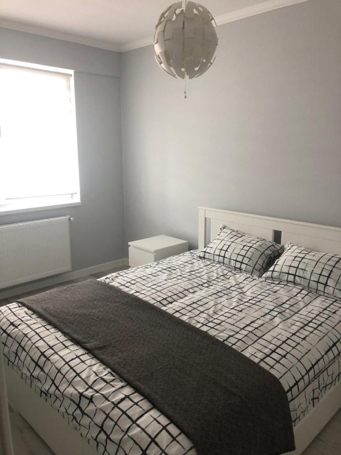 Apartament 2 Camere Eliberarii คอนสตันซา ภายนอก รูปภาพ